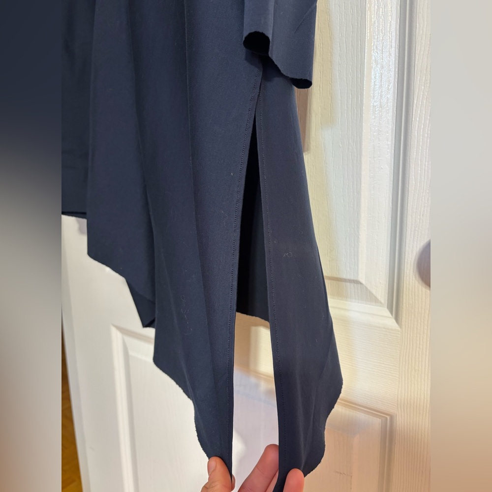 COS Asymmetrical Raw Hem Lagenlook V Neck Cotton Navy Blue Top Size Small - Picture 6 of 10